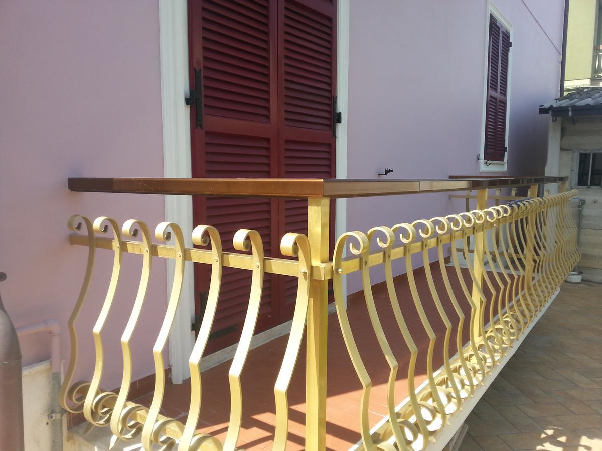 B&B Civico22 Civitanova Marche Εξωτερικό φωτογραφία